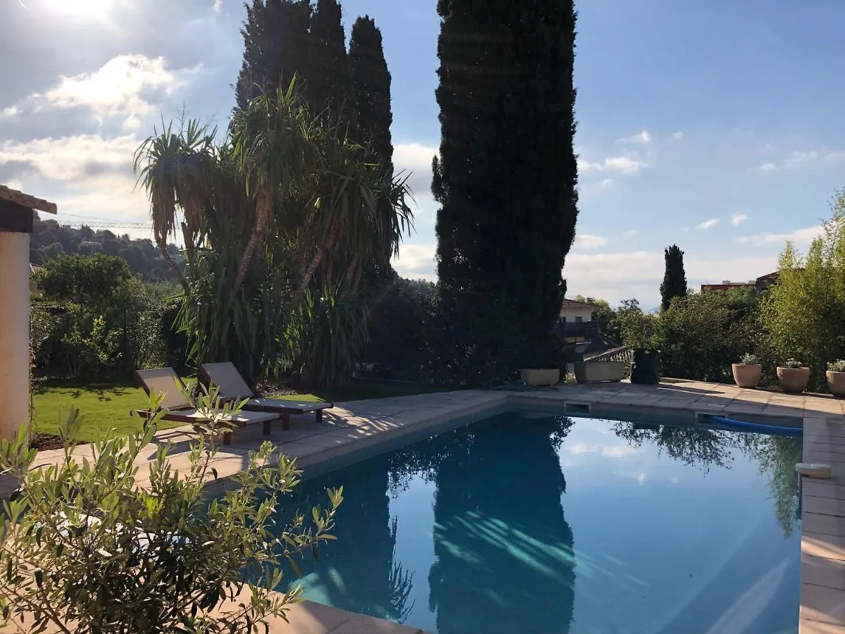 Villa 4* Avec Piscine Dans Le Bas Du Village De Bormes Les Mimosas  ボルム・レ・ミモザ
