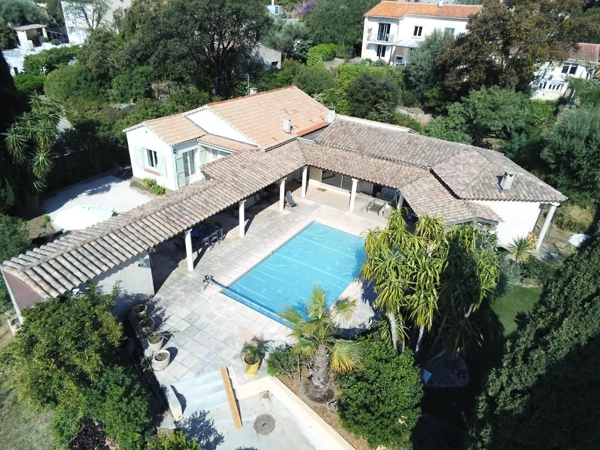 Villa 4* Avec Piscine Dans Le Bas Du Village De Bormes Les Mimosas