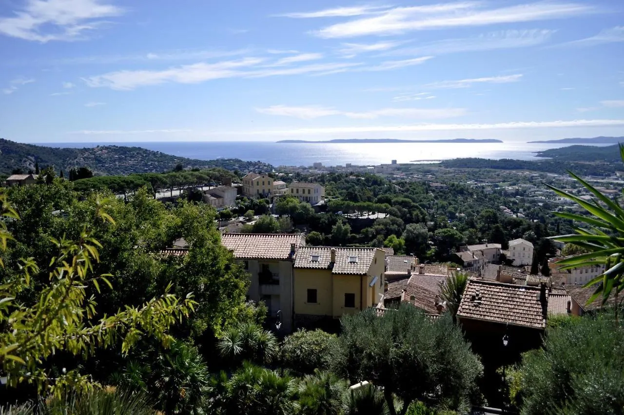 Villa 4* Avec Piscine Dans Le Bas Du Village De Bormes Les Mimosas  ボルム・レ・ミモザ